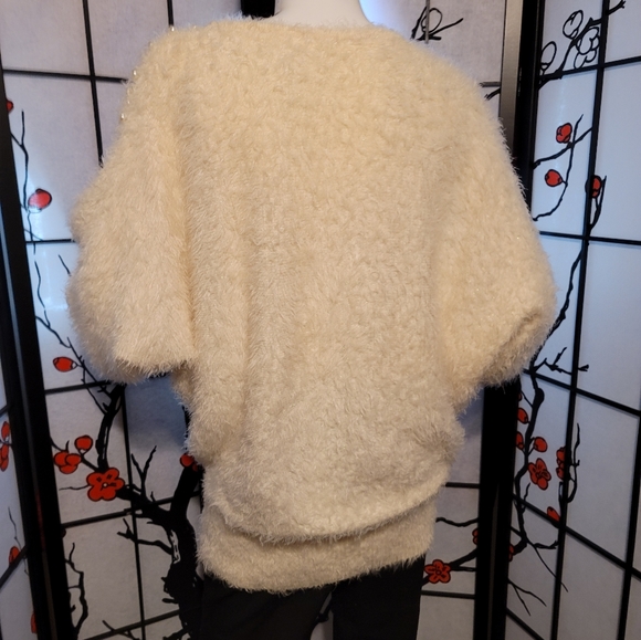 BLACK RIVAT G-III APPAREL BIG FUZZY CREAMY XL LADIES KNIT W/GOLD LUREX SPARKLE - Picture 2 of 9